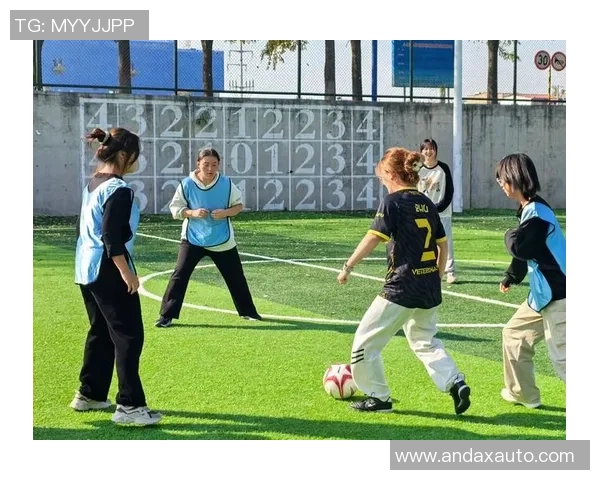 武汉足球队团队协作的魅力与挑战解析 武汉足球队团队协作的魅力与挑战解析